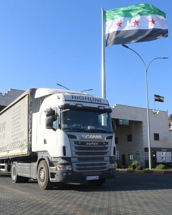 الشحن البري من الامارات الى سوريا بضائع